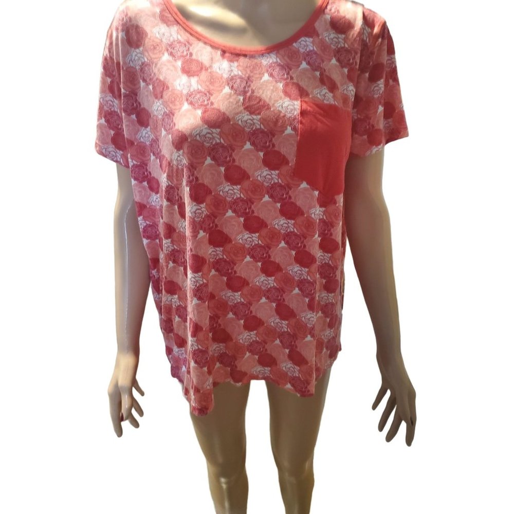 Kickee Loosey Goosey tee in roses Sz XXL (fits like Large)